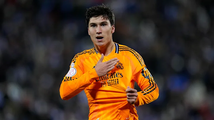 Gonzalo García Real Madrid contract extension