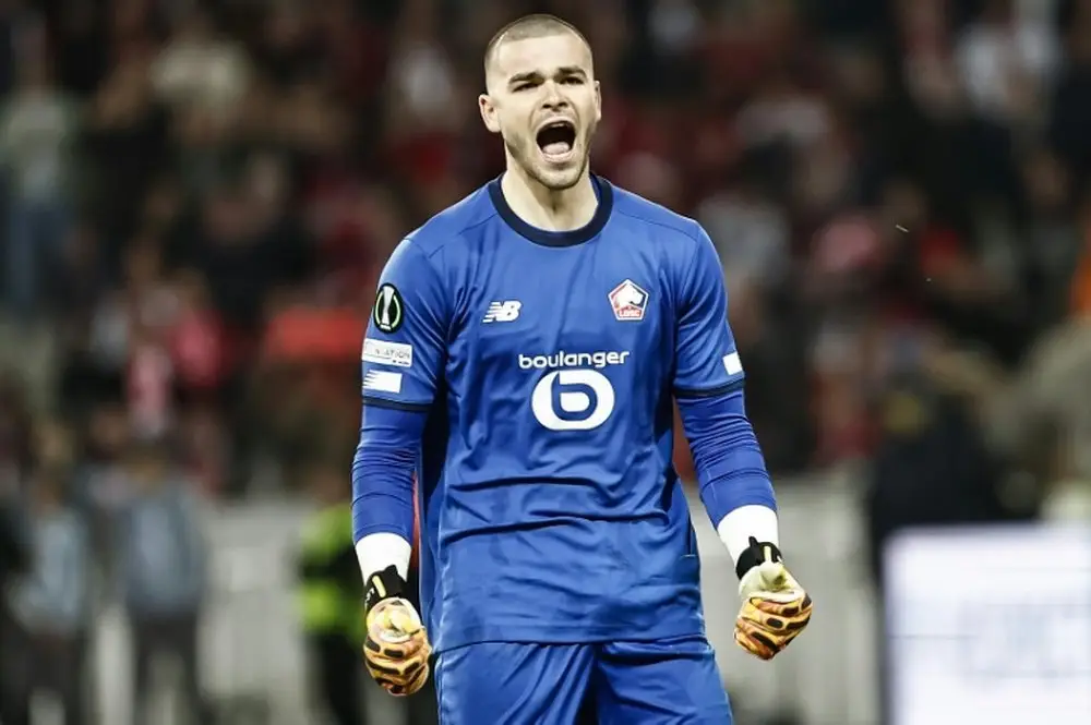 PSG signs Lucas Chevalier