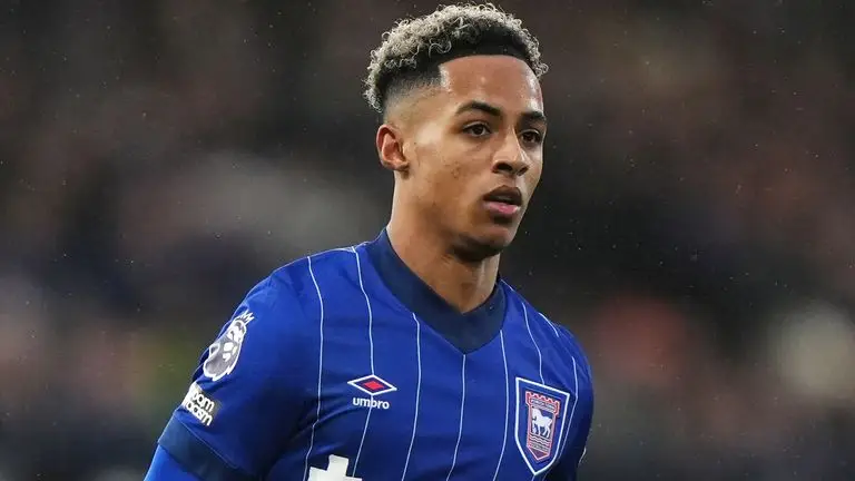 Nottingham Forest Agree Double Swoop for McAtee & Hutchinson 8 omari hutchinson