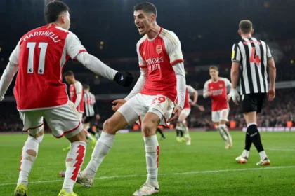 Arsenal 2–1 Newcastle: Gunners fight back for late win at St. James’ Park