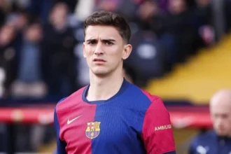 Barcelona squad pay tribute to injured Gavi with special warm-up shirts