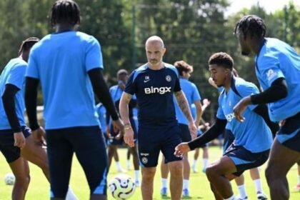 Chelsea add Buonanotte to UCL squad after Essugo injury