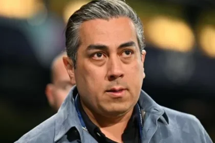 Chelsea co-owner storms into dressing room after Brighton defeat