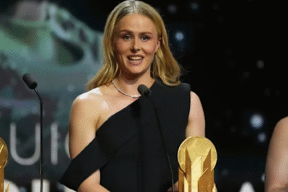 Hannah Hampton wins inaugural Women’s Yashin Trophy at Ballon d’Or award 2025