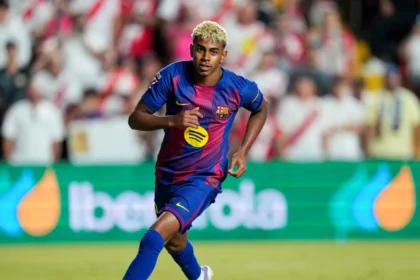Lamine Yamal Injury Return Sparks Workload Warning for Barcelona