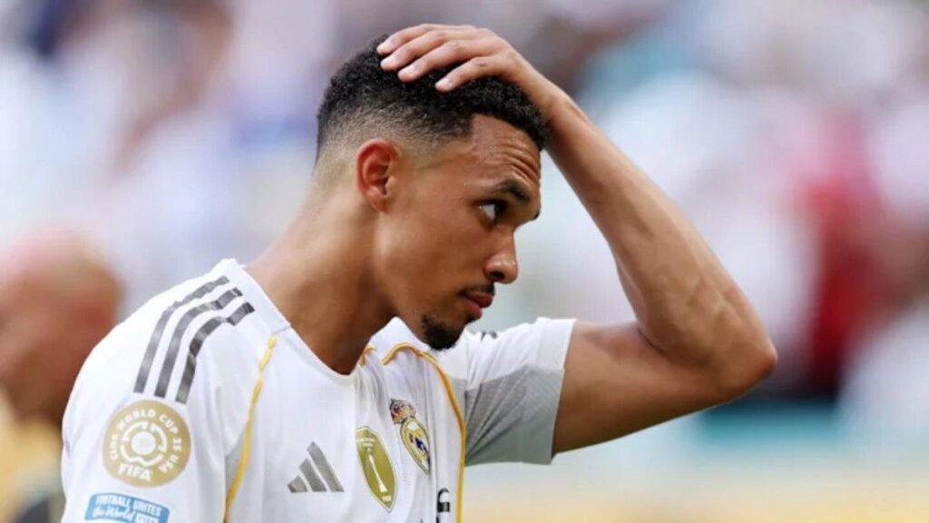 Trent Alexander-Arnold on the bench during Real Madrid’s La Liga game