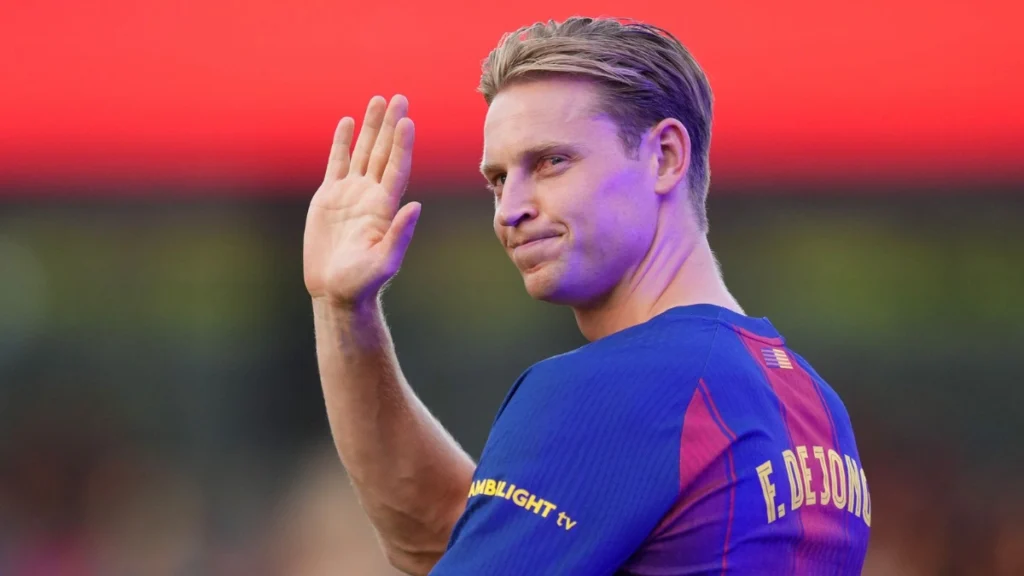 Frenkie de Jong agrees new Barcelona contract until 2029 7 Frenkie de Jong signs new Barcelona contract until 2029