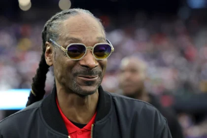 Snoop Dogg to attend Swansea vs Wrexham derby after club investment