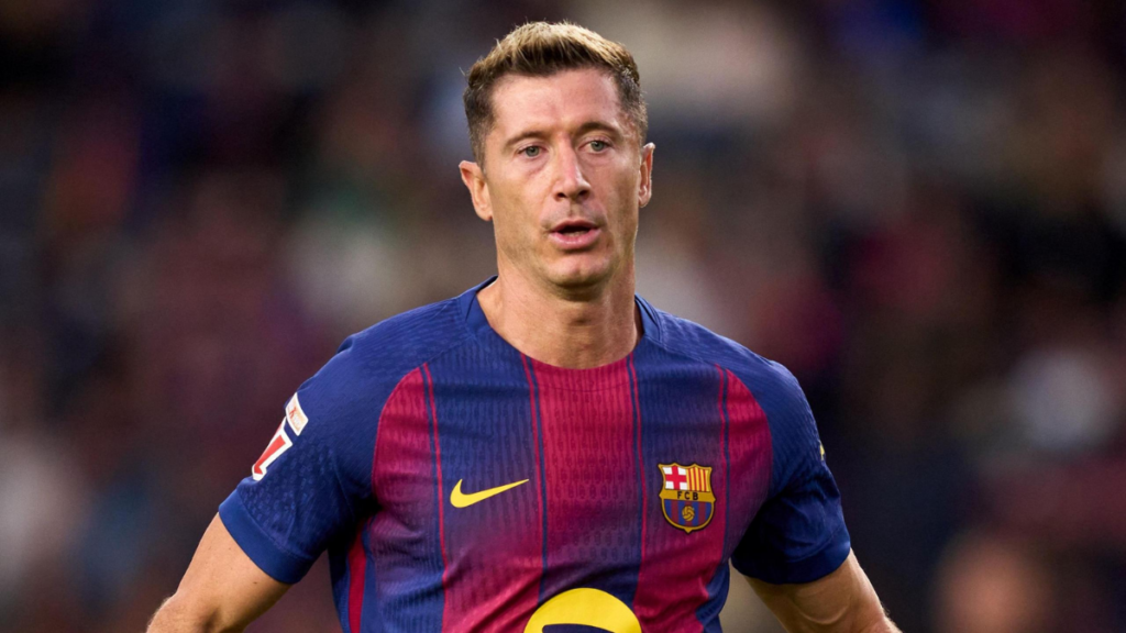 Barcelona shortlist two strikers as Lewandowski replacement