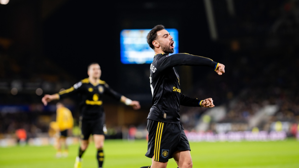 Bruno Fernandes wins Premier League Player of the Matchweek