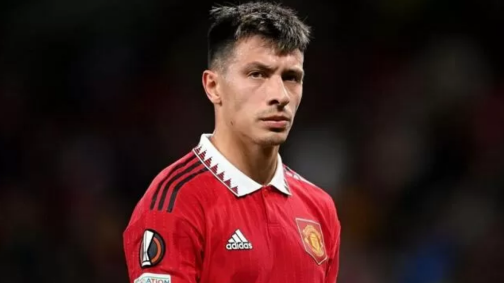 Lisandro Martinez responds to Scholes criticism after City win