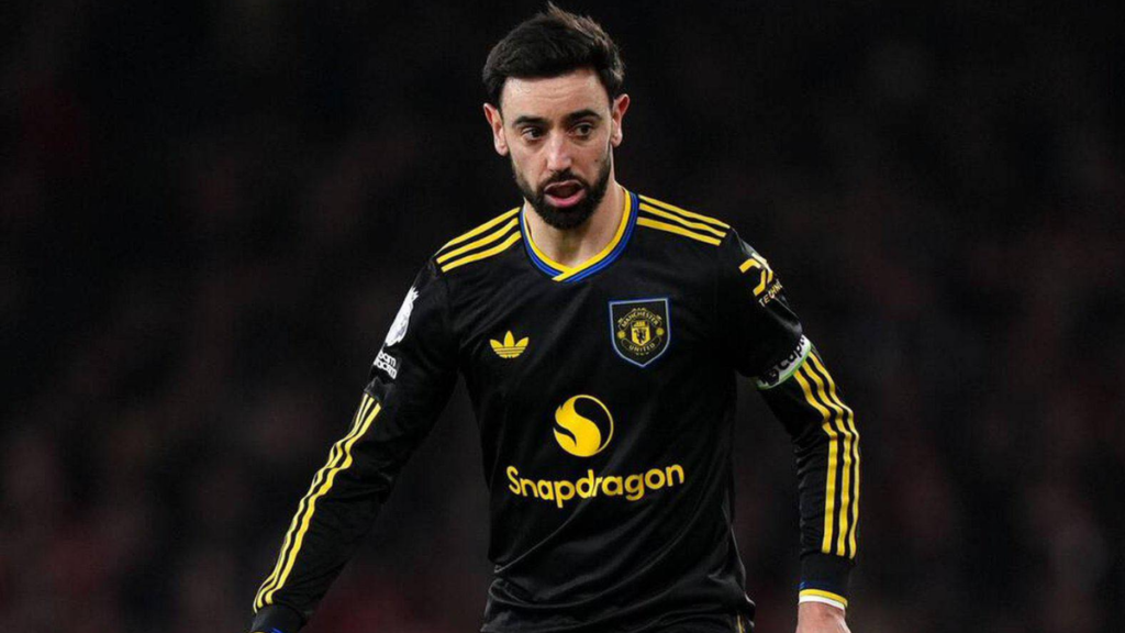 Manchester United may have to offer £400k-a-week to keep Bruno Fernandes amid future uncertainty