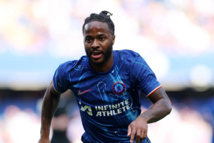 Raheem Sterling expected to leave Chelsea before transfer deadline
