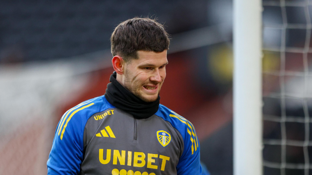 Besiktas target Leeds goalkeeper Illan Meslier as window stays open
