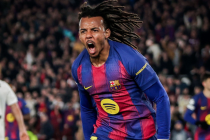 Liverpool consider €80m bid for Jules Koundé