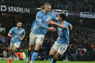 Man City beat Fulham 3-0 to close gap on Arsenal