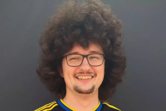 Man Utd fan Frank Ilett opens up on cash made from viral hair challenge