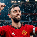 FERNANDES BREAKS PREMIER LEAGUE SINGLE-SEASON ASSIST RECORD